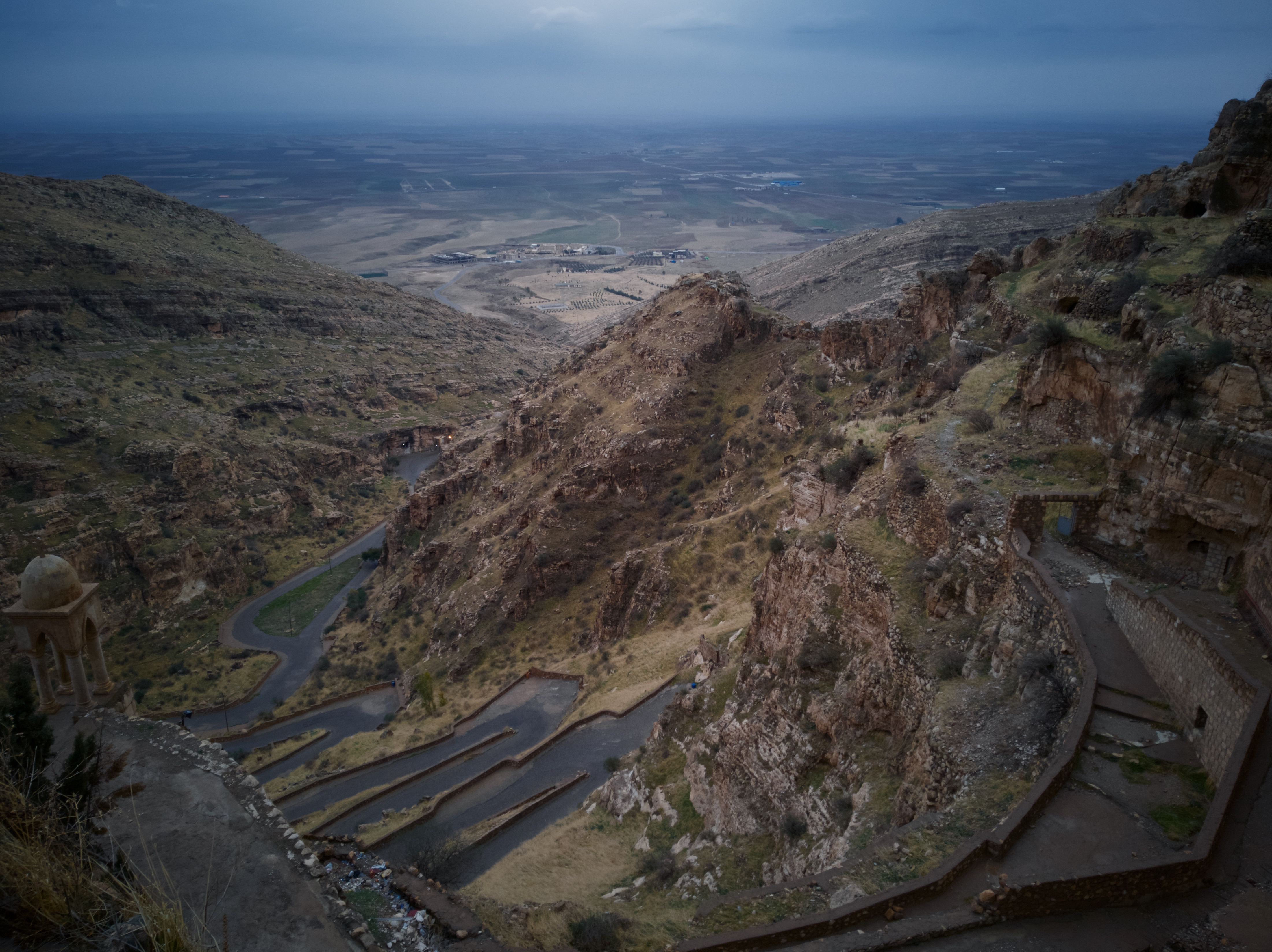 Rabban Hormizd Monastery, Alqosh · Levi Clancy, Wikimedia (CC BY-SA 4.0)
